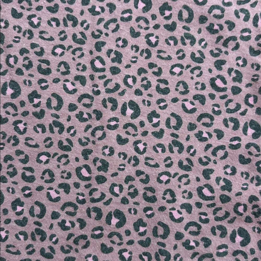 Leopard top - Picture 2 of 4